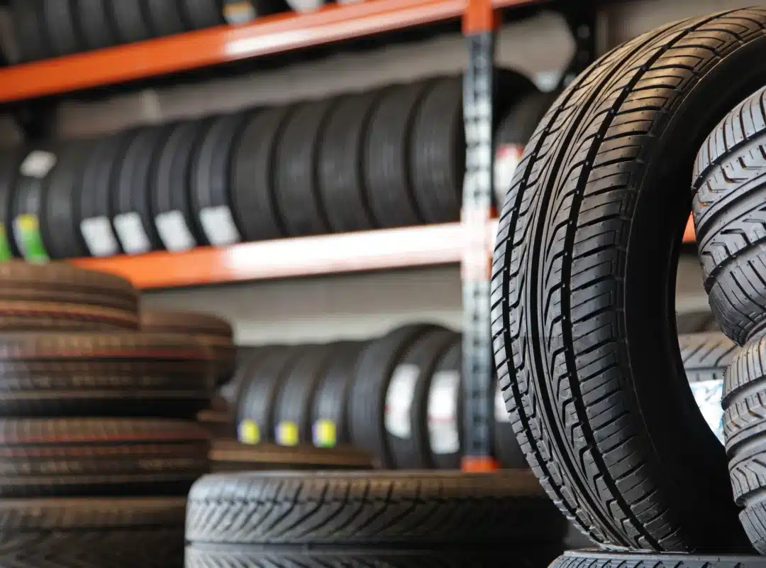 how many miles do tyres last